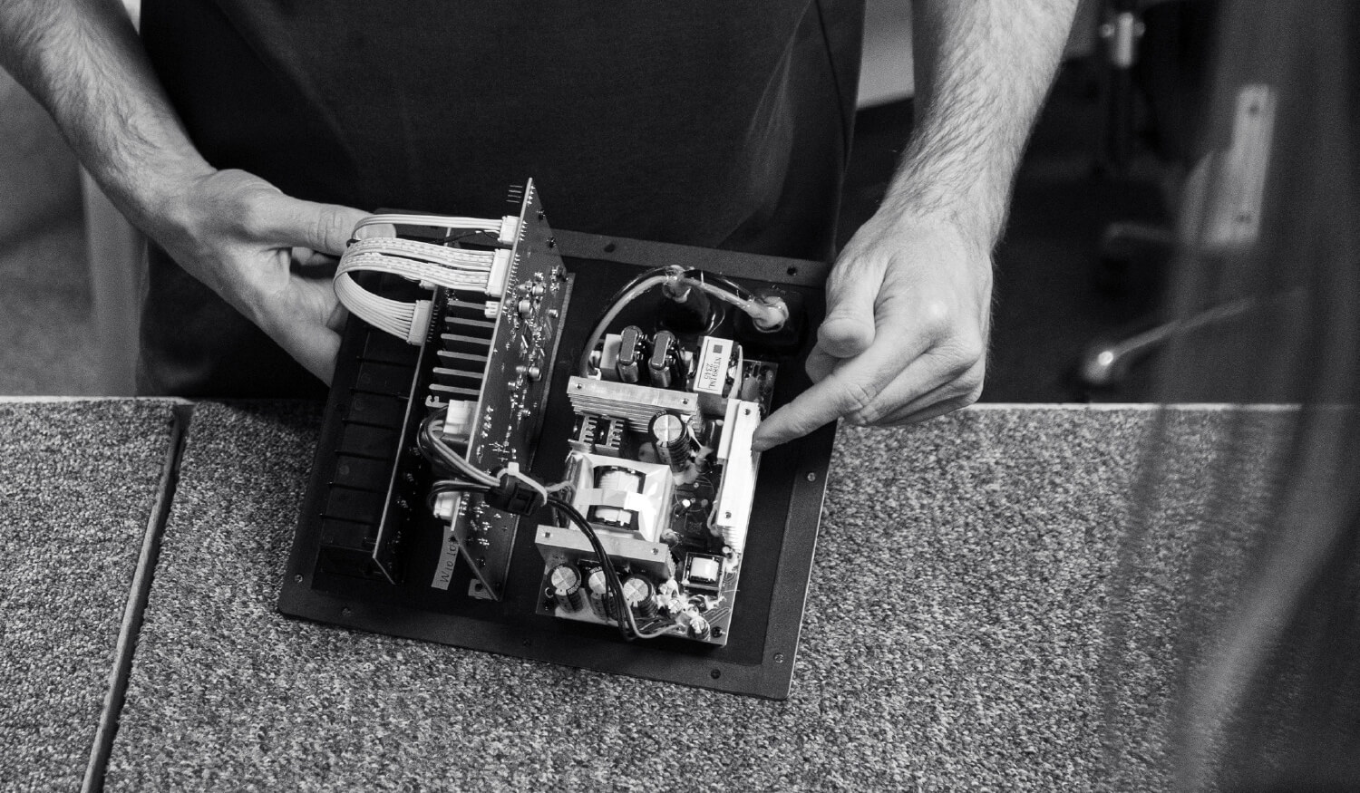 Vestra Internal Amp