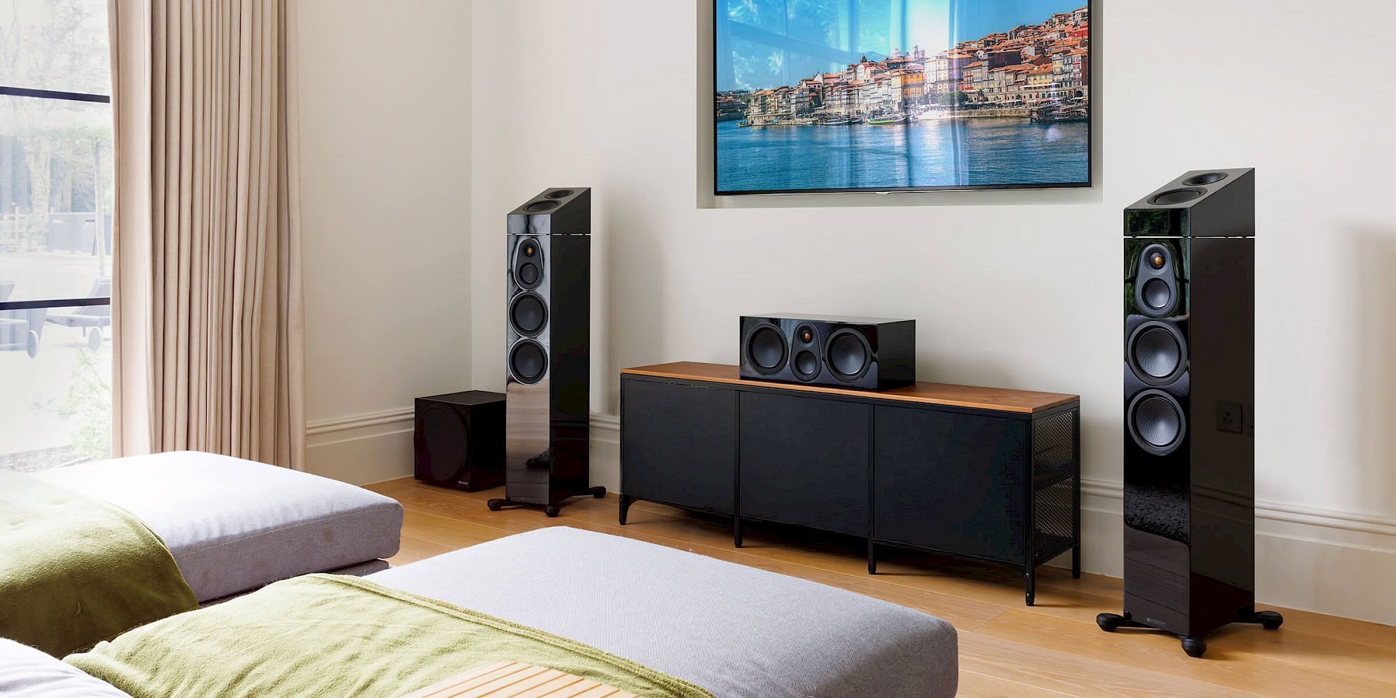 Monitor Audio Silver Series 8 - Banner 2